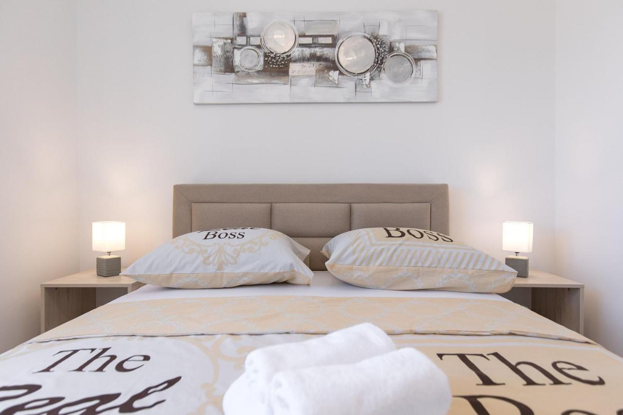Apartment Oleander Punat Exterior photo